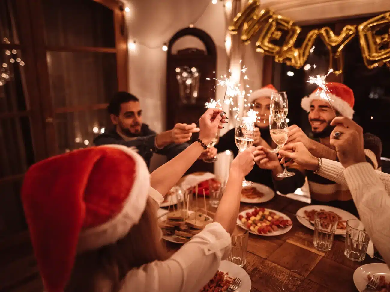 Silvesterparty zu Hause: Ideen für einen unvergesslichen Abend